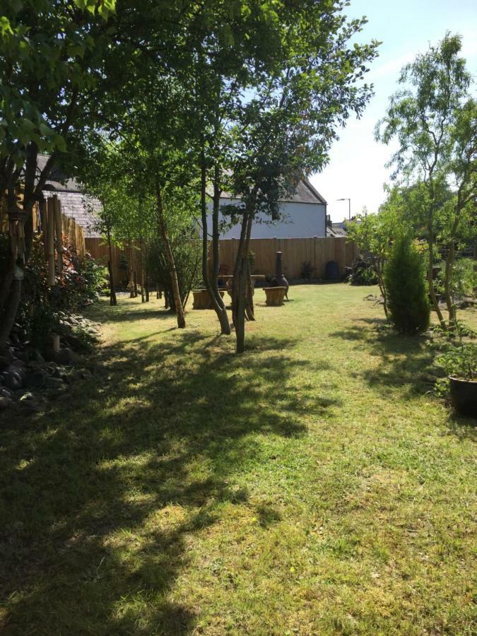 Vollie House With Hot Tub, Sauna & Log Burner Penpont ภายนอก รูปภาพ