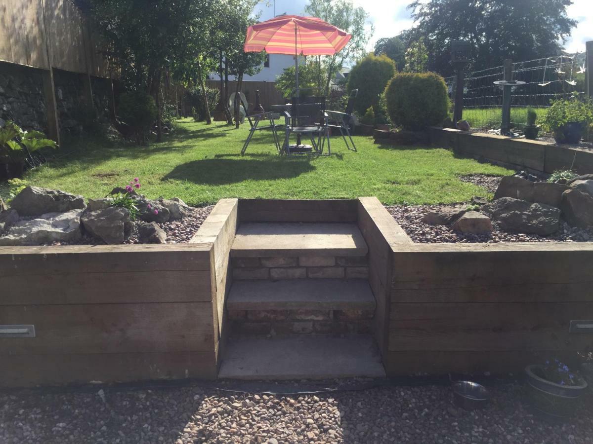 Vollie House With Hot Tub, Sauna & Log Burner Penpont ภายนอก รูปภาพ
