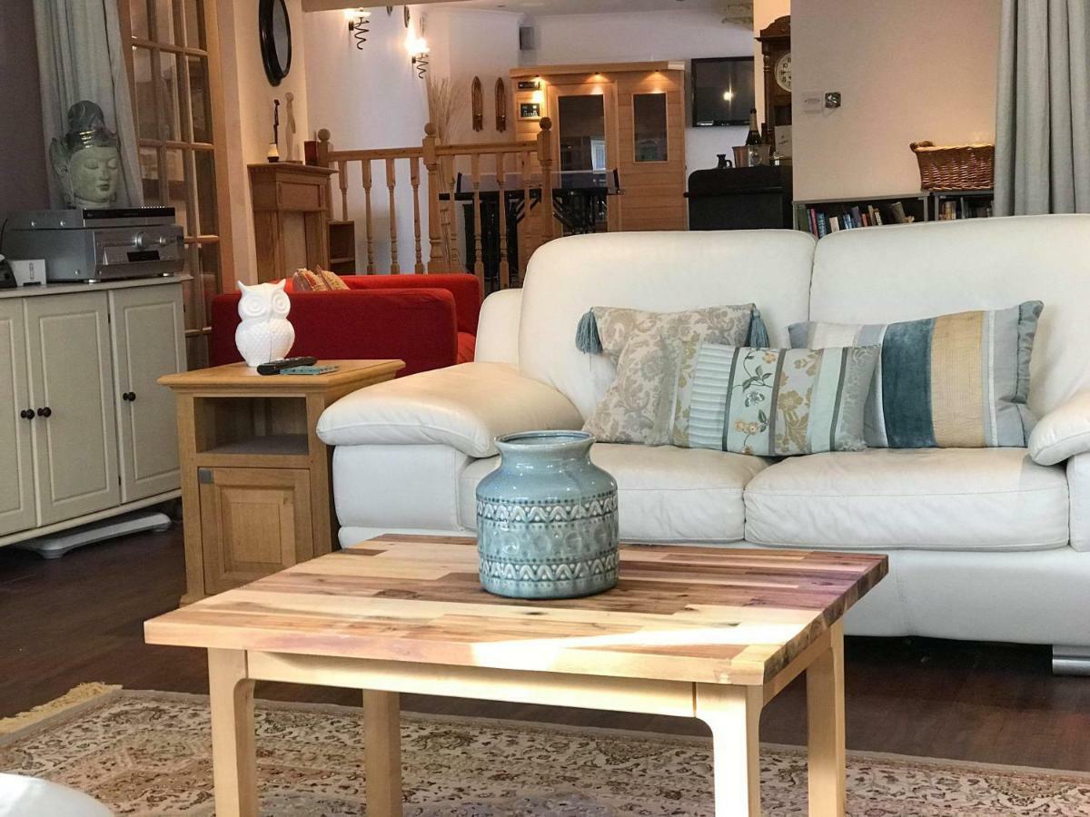 Vollie House With Hot Tub, Sauna & Log Burner Penpont ภายนอก รูปภาพ