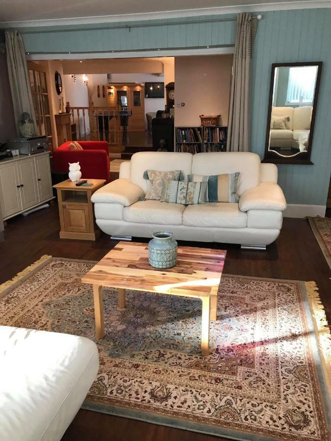 Vollie House With Hot Tub, Sauna & Log Burner Penpont ภายนอก รูปภาพ