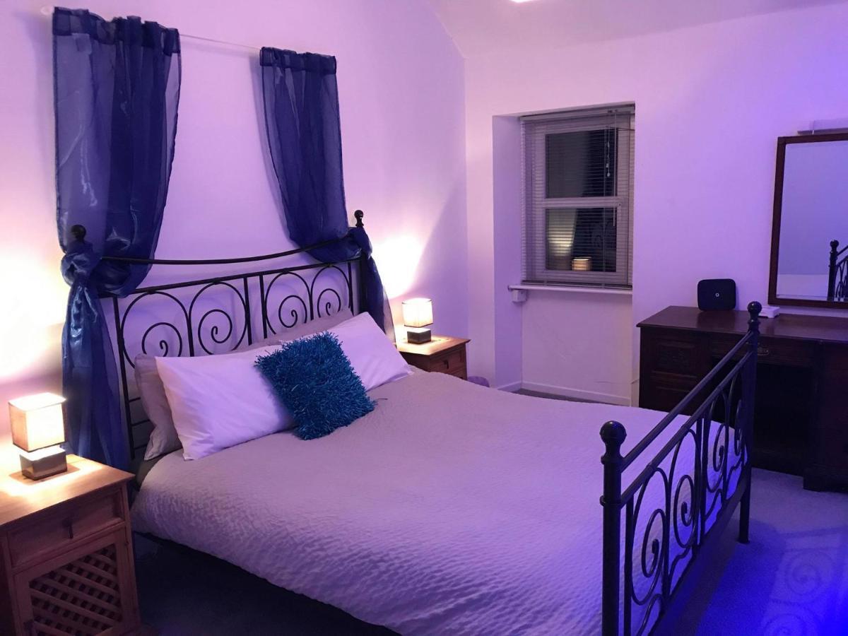 Vollie House With Hot Tub, Sauna & Log Burner Penpont ภายนอก รูปภาพ